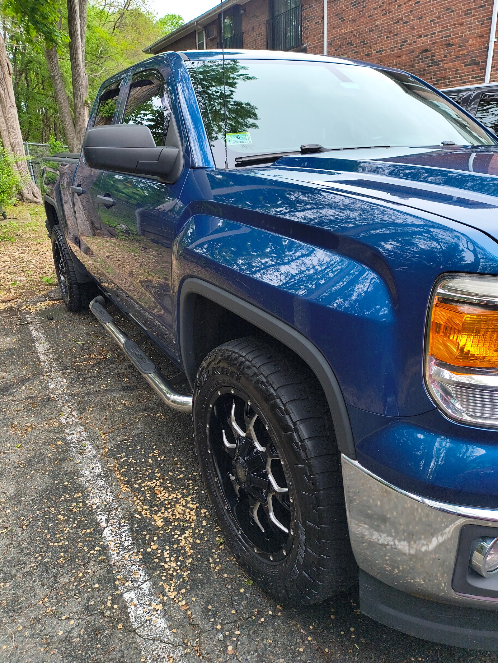 Blue GMC after mobile detailing